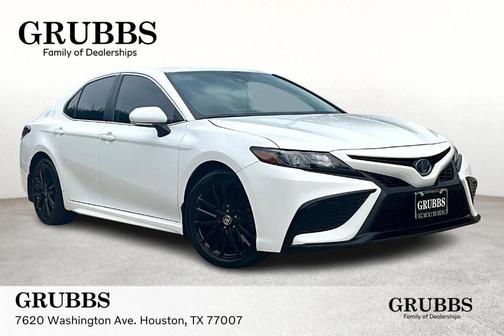 2024 Toyota Camry Hybrid SE