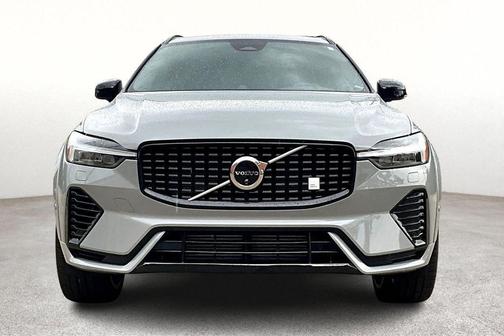 2025 Volvo XC60 Plug-In Hybrid T8 Polestar Engineered