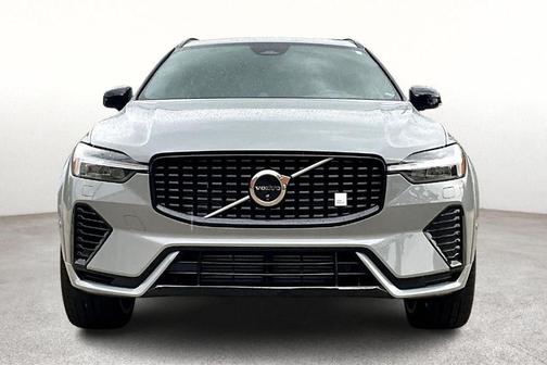 2025 Volvo XC60 Plug-In Hybrid T8 Polestar Engineered