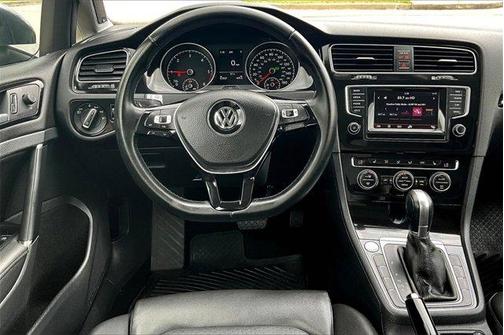 2015 Volkswagen Golf SportWagen SEL