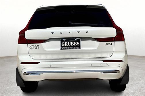 2022 Volvo XC60 B5 Inscription
