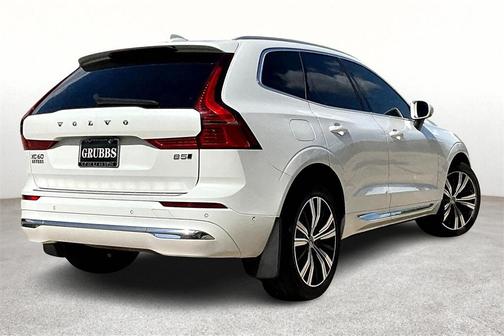 2022 Volvo XC60 B5 Inscription