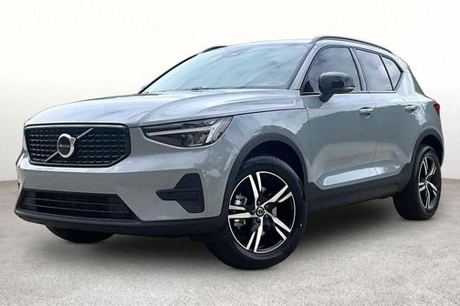 Gray Metallic 2026 Volvo XC40 B5 Core