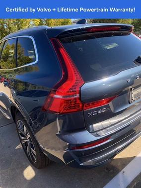 2022 Volvo XC60 B5 Inscription