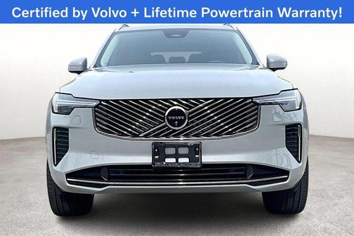 2025 Volvo XC90 B6 Plus 7-Seater
