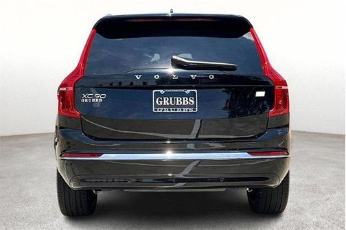 2024 Volvo XC90 Recharge Plug-In Hybrid T8 Ultimate Bright Theme 7-Seater