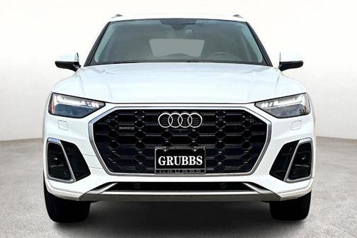 2022 Audi Q5 45 S line Prestige