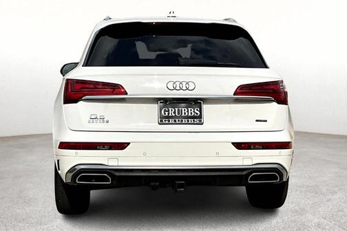 2022 Audi Q5 45 S line Prestige