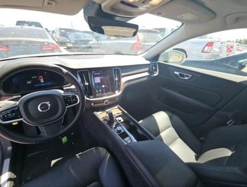 Bright 2025 Volvo V60 Cross Country B5 Plus