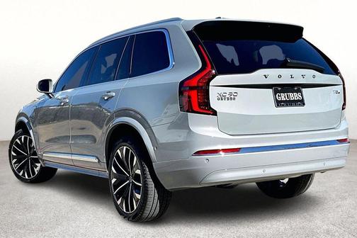 2026 Volvo XC90 Plug-In Hybrid T8 Plus 7-Seater