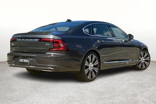 2022 Volvo S90 B6 Inscription