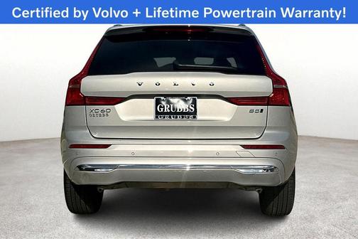 2023 Volvo XC60 B5 Plus Bright Theme