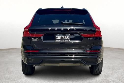 2025 Volvo XC60 B5 Core