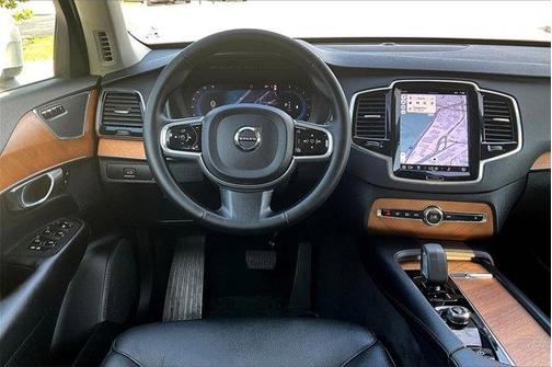 2023 Volvo XC90 B6 Plus 7-Seater