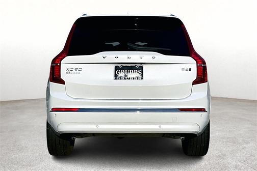 2023 Volvo XC90 B6 Plus 7-Seater