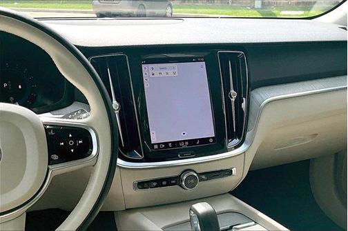 2024 Volvo V60 Cross Country B5 Plus
