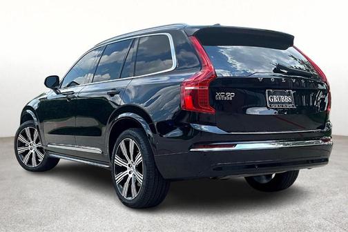 2025 Volvo XC90 B6 Plus 7-Seater