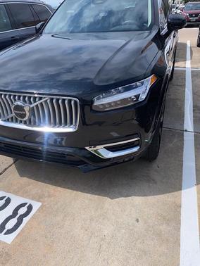 2025 Volvo XC90 B6 Plus 7-Seater