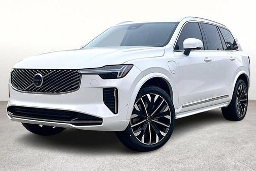Crystal White Pearl 2026 Volvo XC90 Plug-In Hybrid T8 Ultra 7-Seater