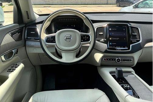 2023 Volvo XC90 B6 Plus 7-Seater