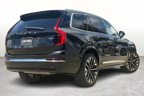 2025 Volvo XC90 B6 Plus 7-Seater