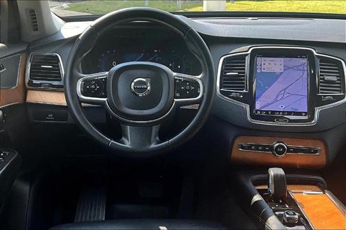 2023 Volvo XC90 B6 Plus 7-Seater