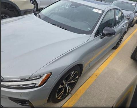 2025 Volvo S60 B5 Core
