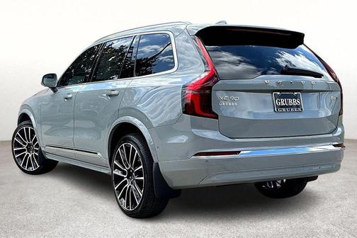 2026 Volvo XC90 B6 Ultra 7-Seater