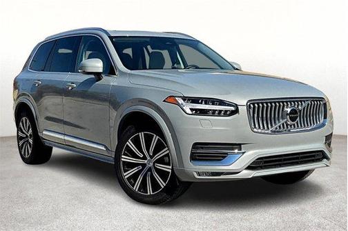 2025 Volvo XC90 B5 Core