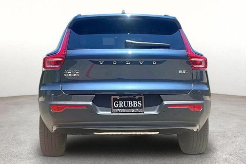 Denim Blue 2026 Volvo XC40 B5 Ultra