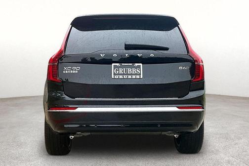 Onyx Black Metallic 2026 Volvo XC90 B6 Ultra 7-Seater
