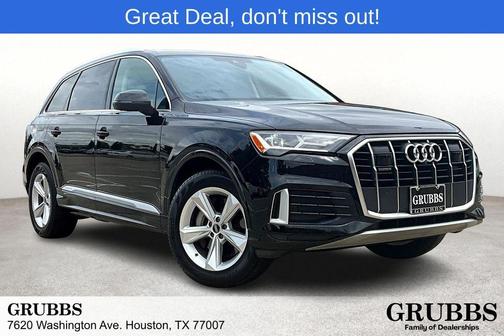 2023 Audi Q7 45 Premium Plus