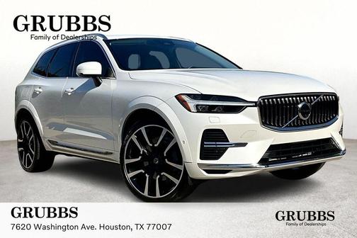 2023 Volvo XC60 Recharge Plug-In Hybrid T8 Ultimate Bright Theme