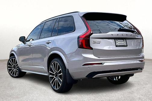 2026 Volvo XC90 B6 Ultra Dark Theme 7-Seater