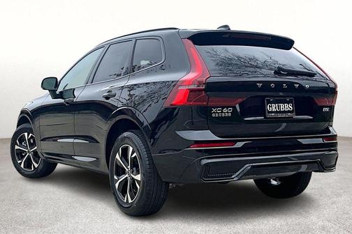 2026 Volvo XC60 B5 Core