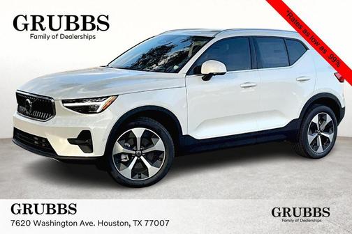 2025 Volvo XC40 B5 Plus Bright Theme