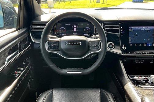 2023 Jeep Wagoneer L Series III