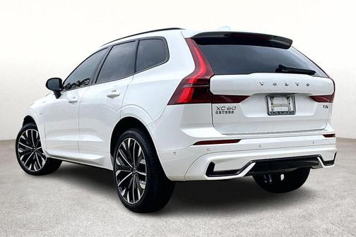2026 Volvo XC60 Plug-In Hybrid T8 Ultra