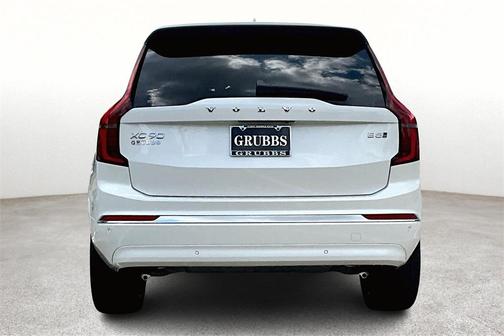 2026 Volvo XC90 PLUS