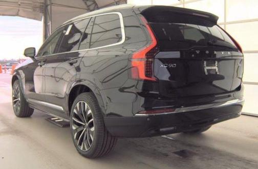 2025 Volvo XC90 B6 Plus 7-Seater