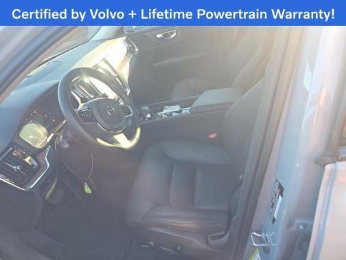 2025 Volvo V60 Cross Country B5 Plus