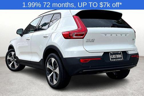 2026 Volvo XC40 B5 Plus