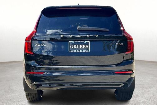 2026 Volvo XC90 B6 Ultra Dark Theme 7-Seater