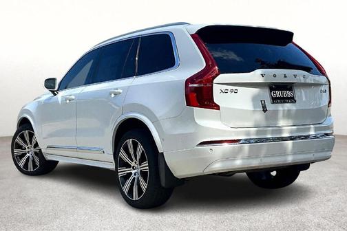 2025 Volvo XC90 B6 Ultra
