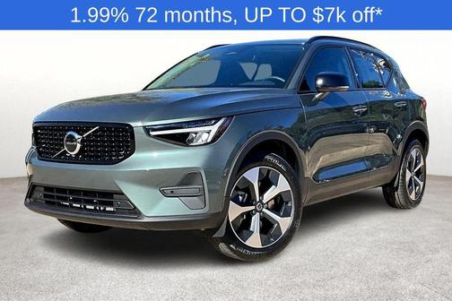 2026 Volvo XC40 B4 Core
