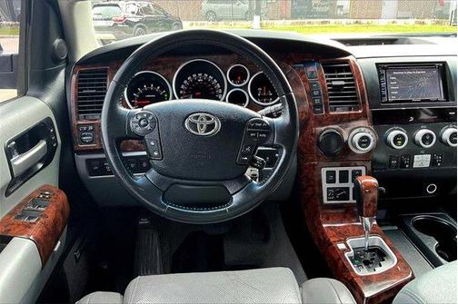 2008 Toyota Sequoia Platinum
