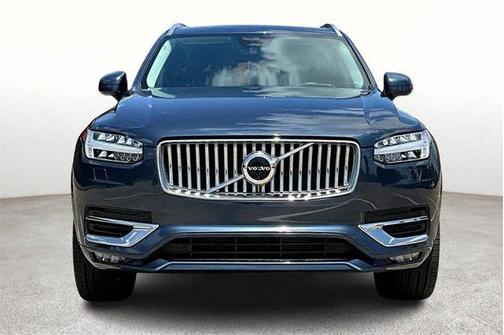 2023 Volvo XC90 B6 Ultimate 7-Seater