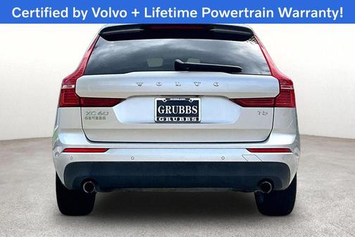 Bright Silver Metallic 2019 Volvo XC60 T5 Momentum
