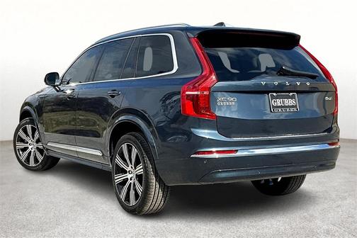 2025 Volvo XC90 B6 Plus 7-Seater