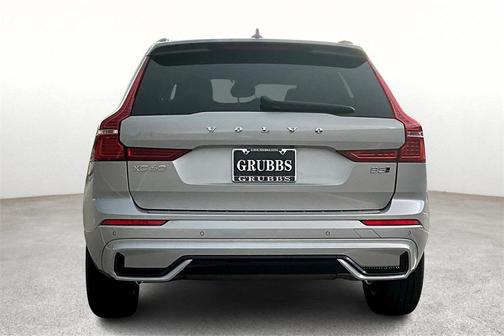 2025 Volvo XC60 B5 Core